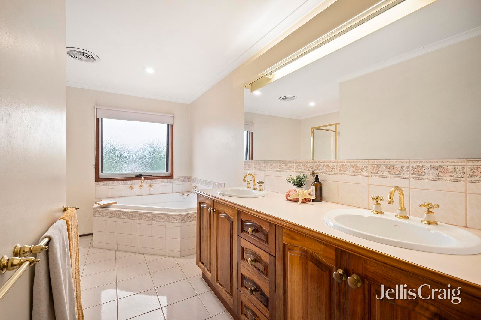 63 Landscape Drive, Mooroolbark image 14