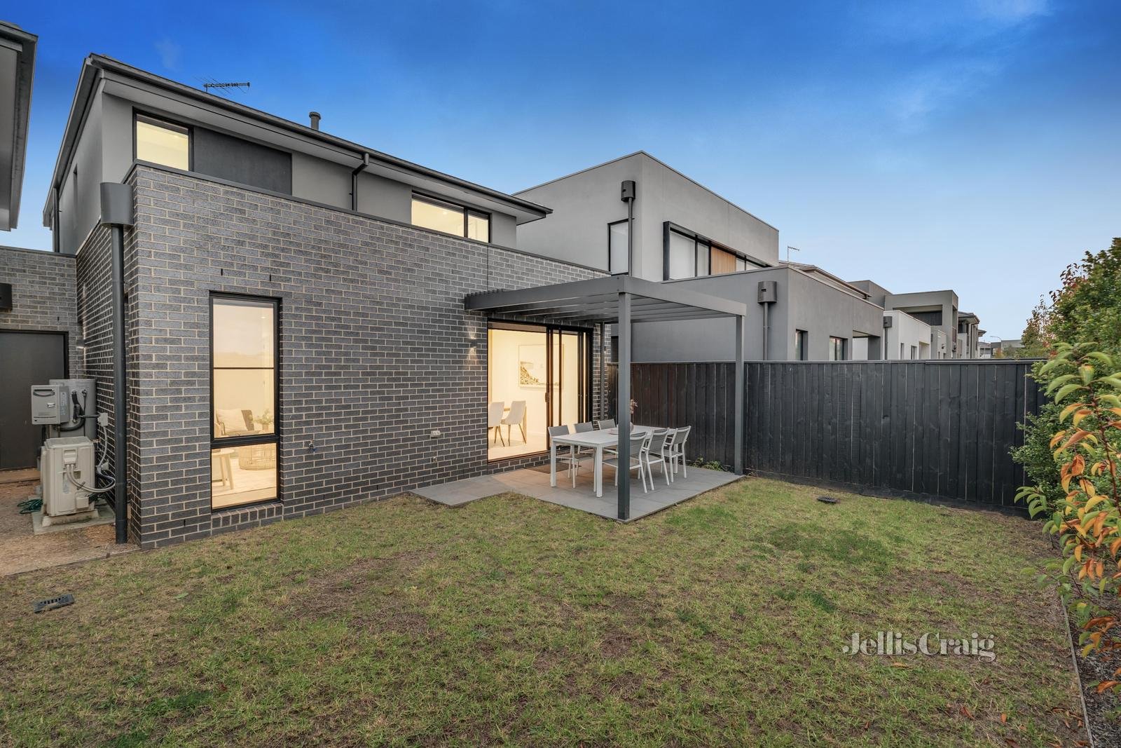 63 Lords Avenue, Mulgrave image 11