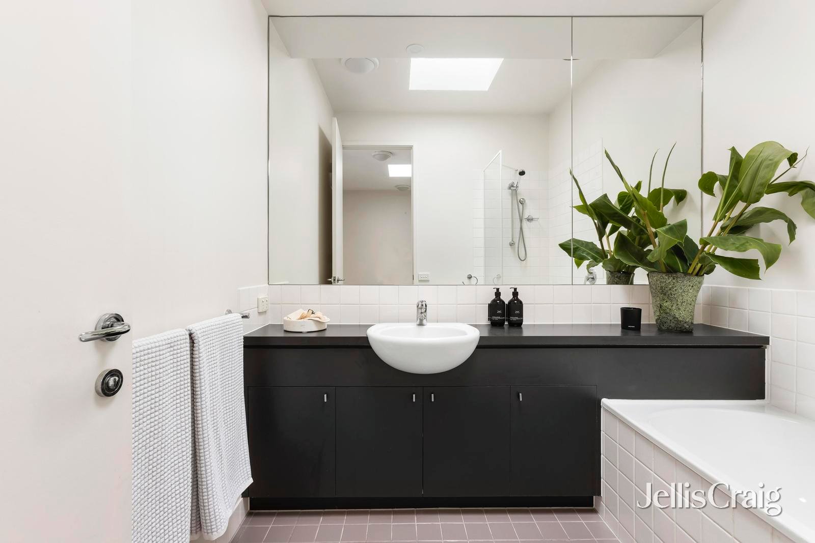 63 Napier Street, South&nbsp;Melbourne image 11