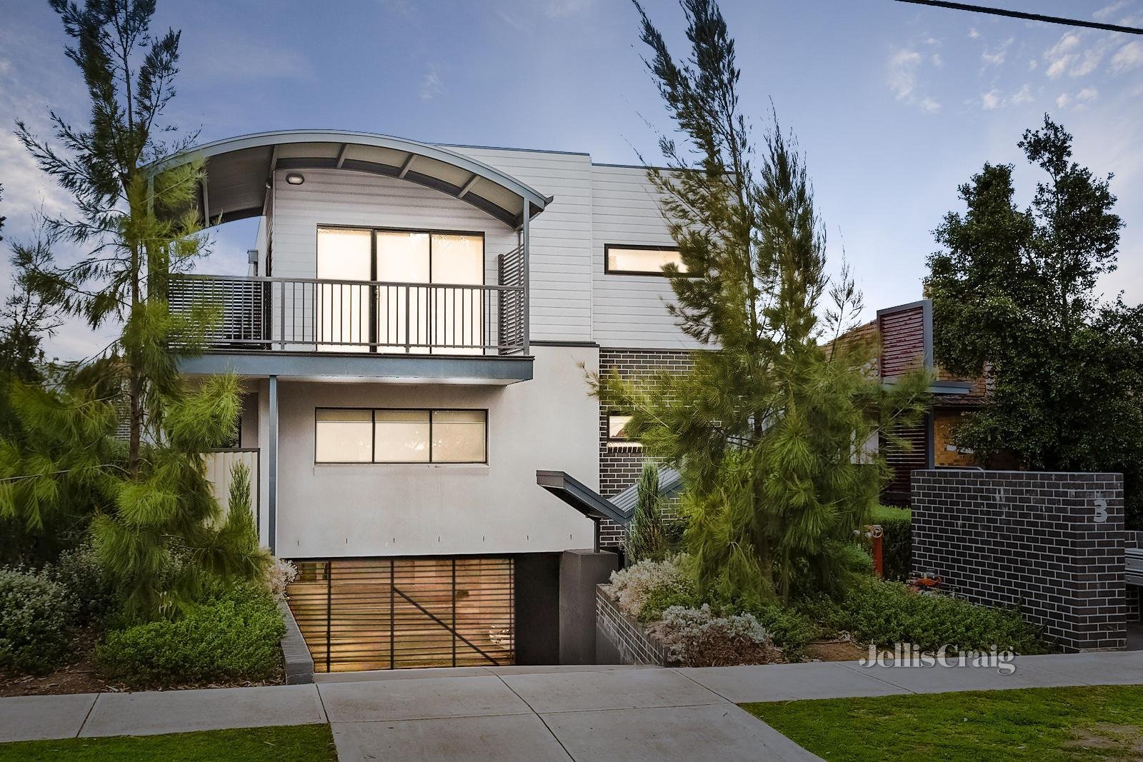 6/3 Orr Street, Heidelberg Heights image 1