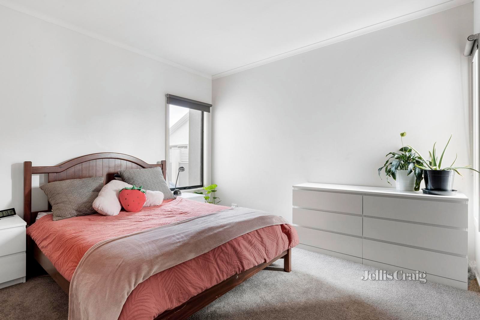 6/3 Orr Street, Heidelberg Heights image 5