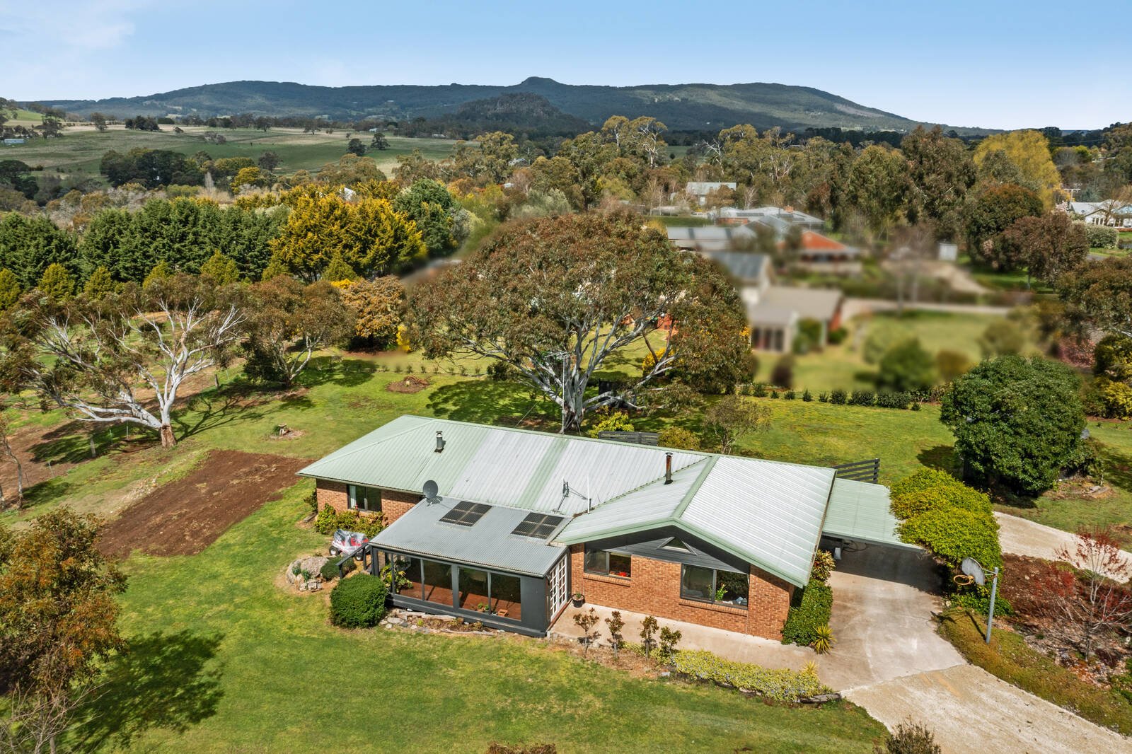 Property Gallery - Main Image