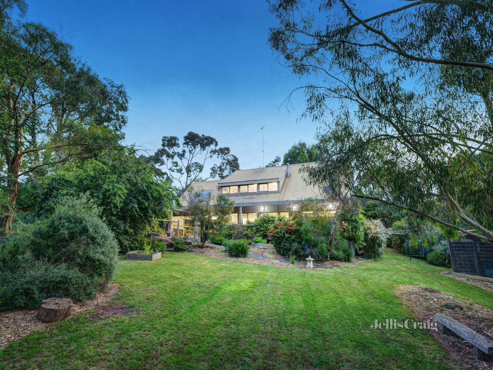 63 Park Road, Eltham image 1