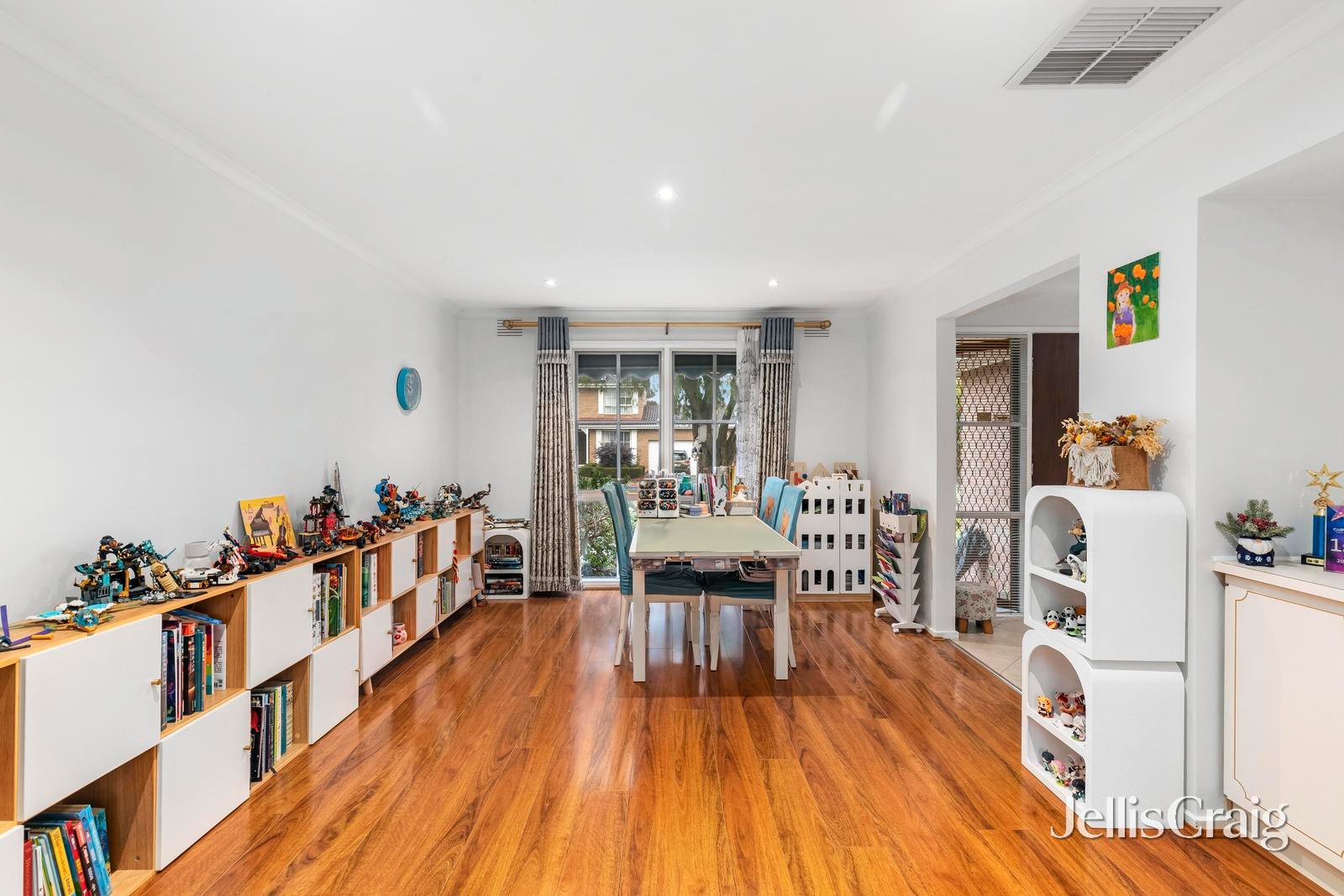 63 Phoenix Drive, Wheelers&nbsp;Hill image 5