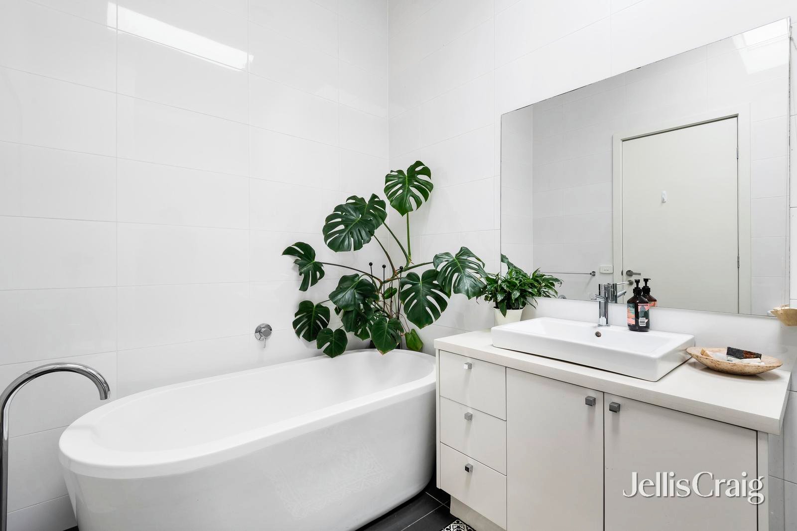 63 Richardson Street, Albert&nbsp;Park image 10