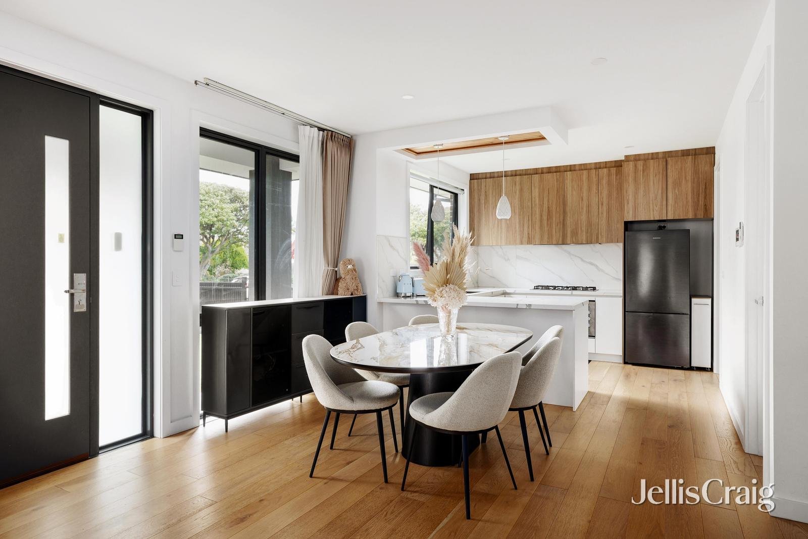 6/3 Skeffington Street, Bellfield image 2