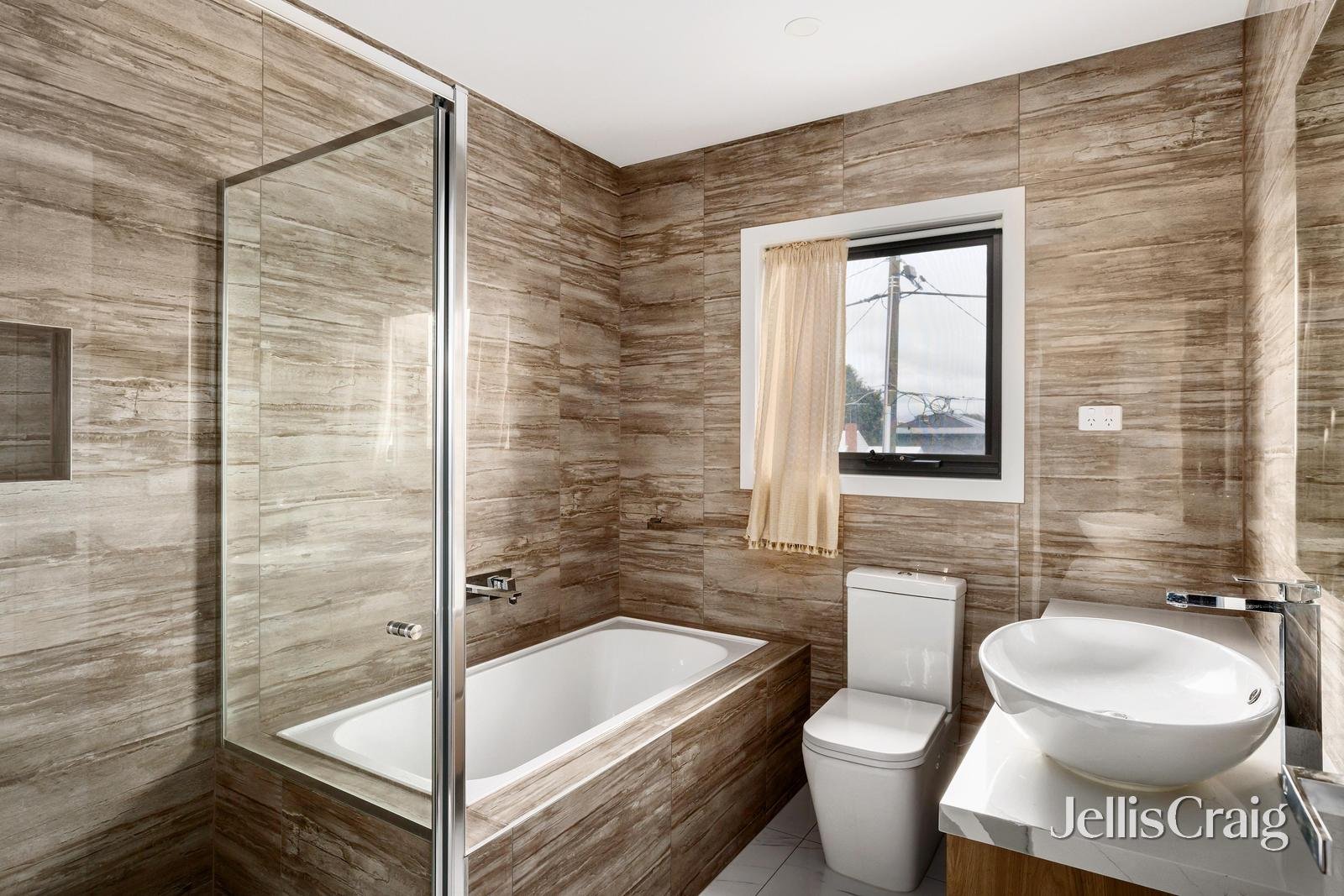 6/3 Skeffington Street, Bellfield image 7