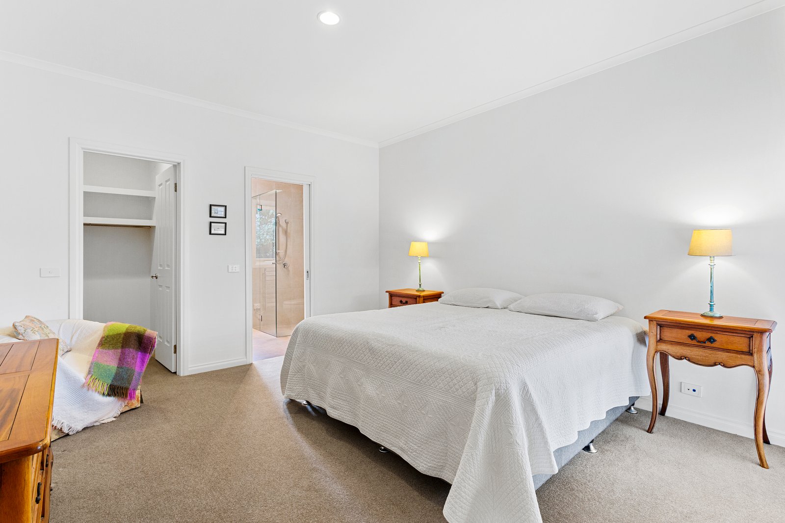 Property Gallery Thumbnail 4