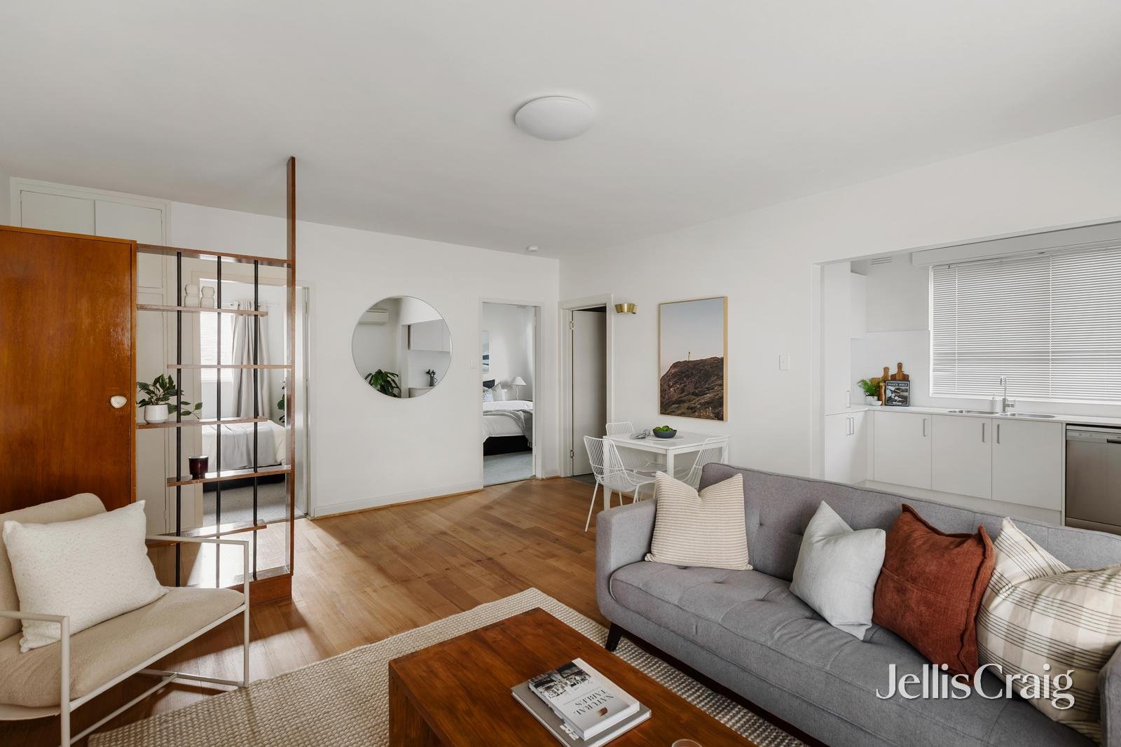 6/3 St Johns Avenue, Camberwell image 3