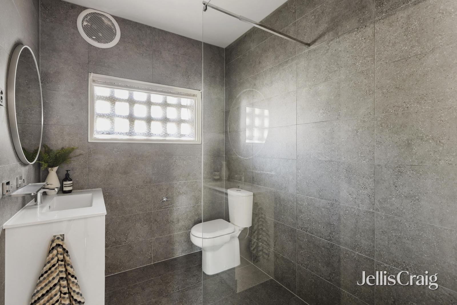 6/3 St Johns Avenue, Camberwell image 7