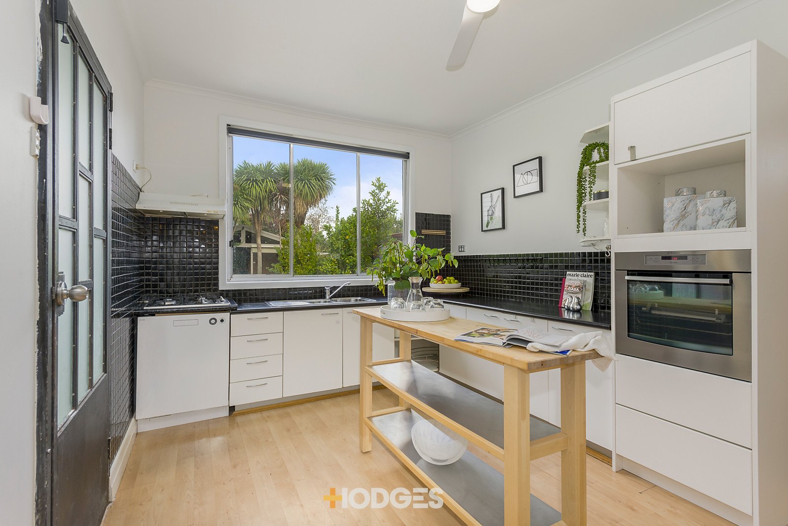 63 The Parade, Ascot Vale image 2