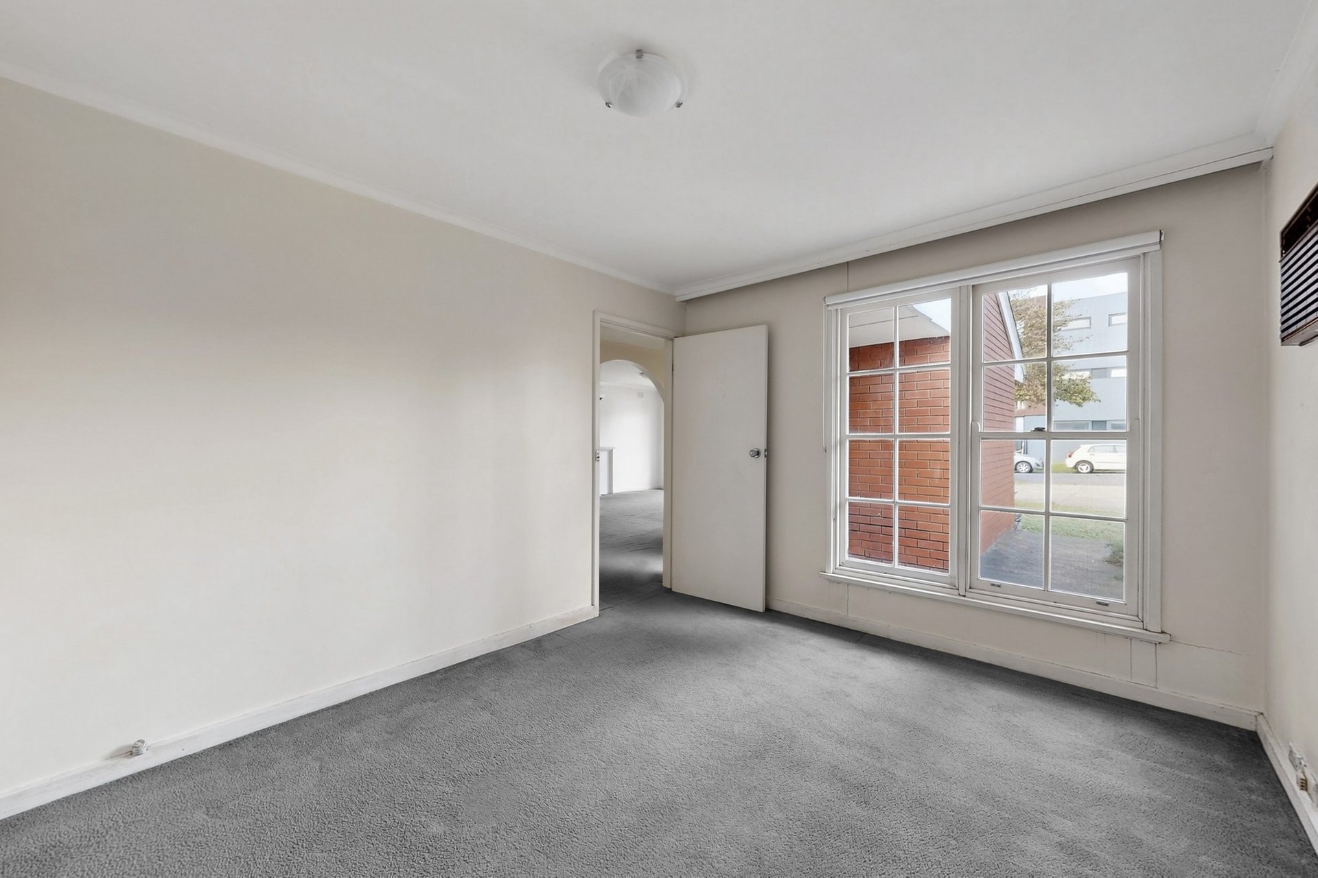 6/3 Tyrone Street, Camberwell image 5