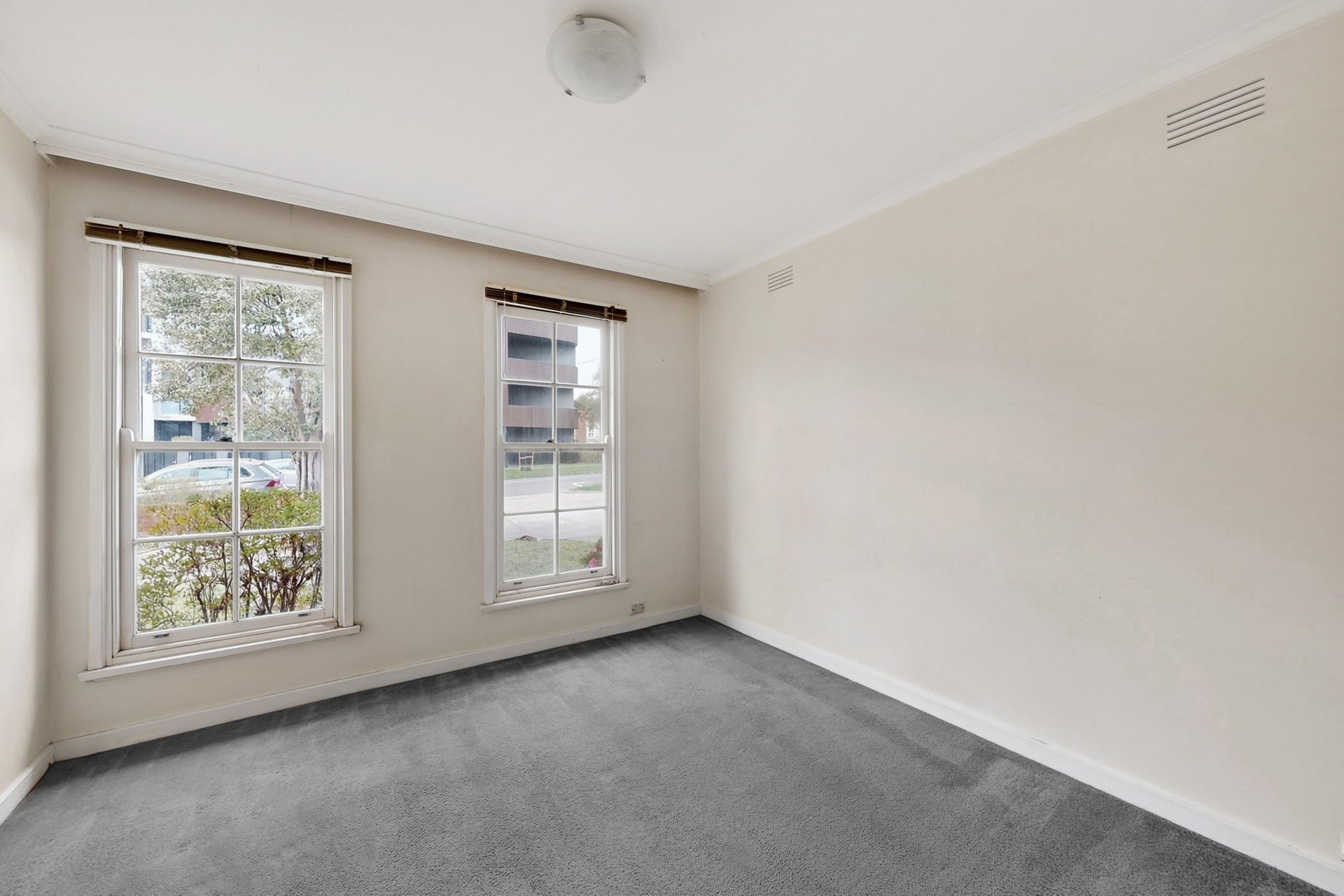 6/3 Tyrone Street, Camberwell image 6