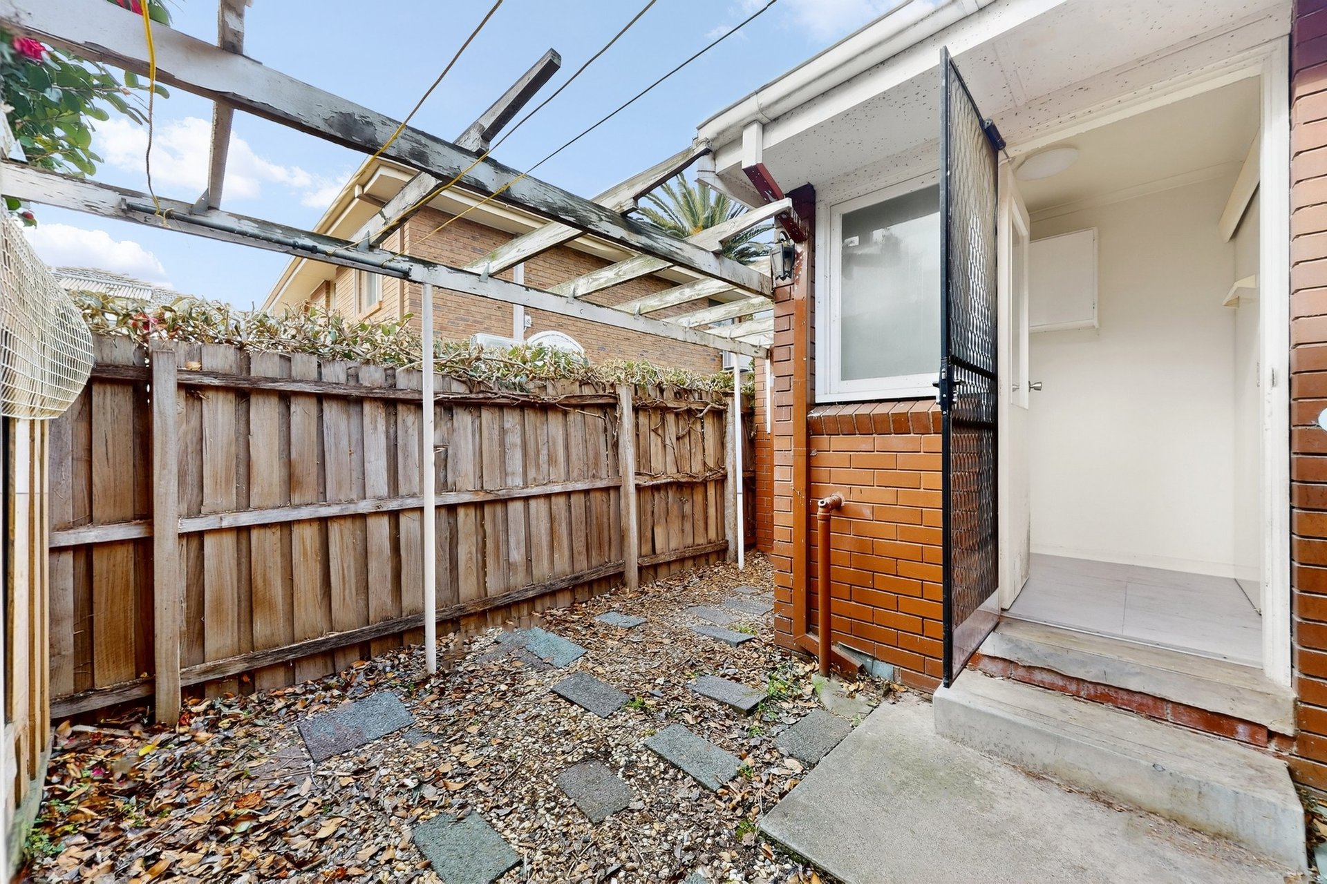 6/3 Tyrone Street, Camberwell image 9