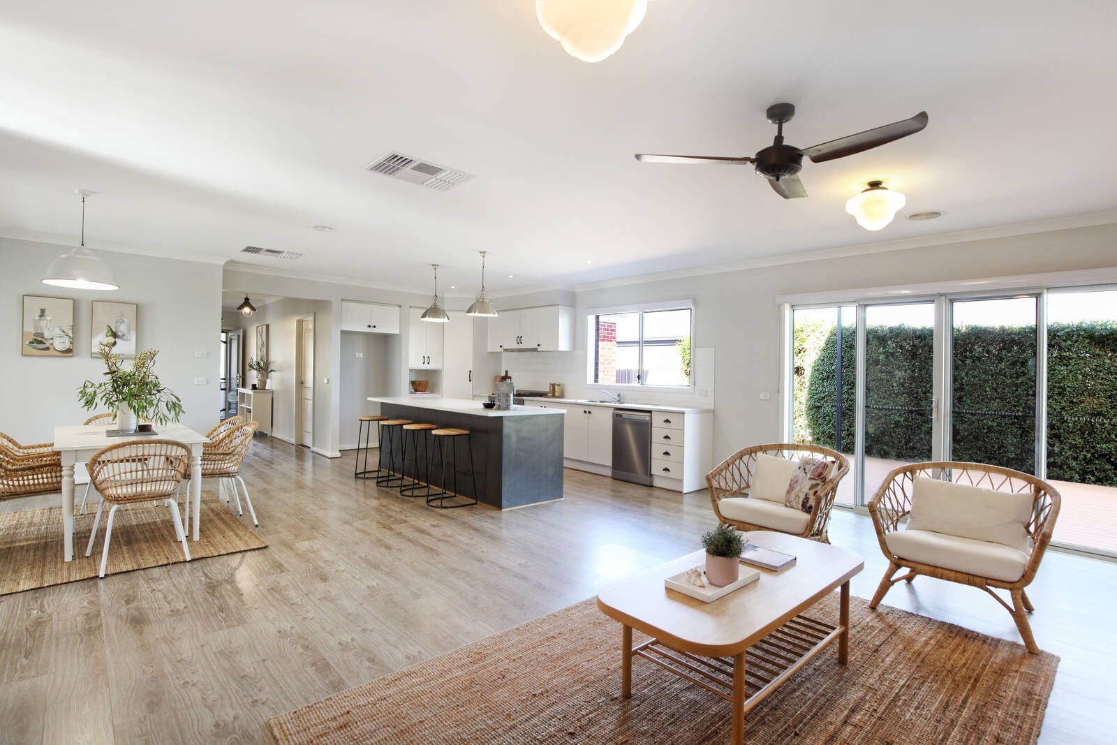 Property Gallery - Main Image