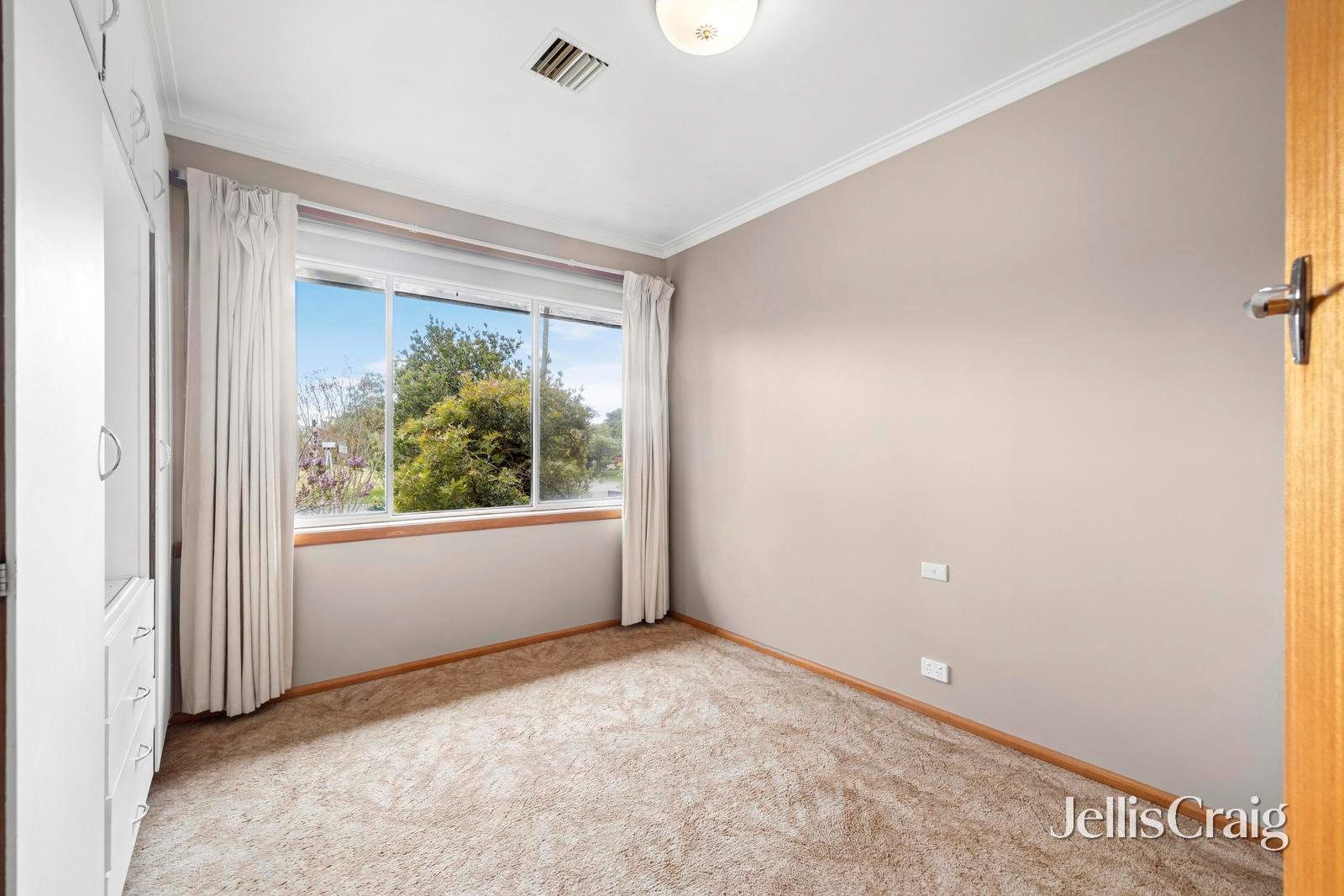 63 West Street, Daylesford image 7