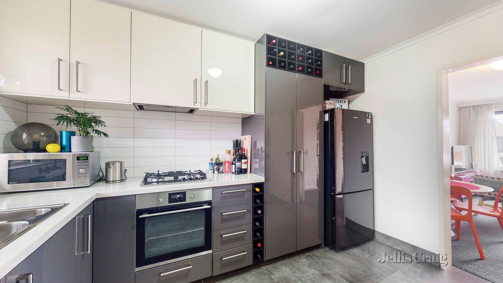 6/30 Chomley Street, Prahran image 2