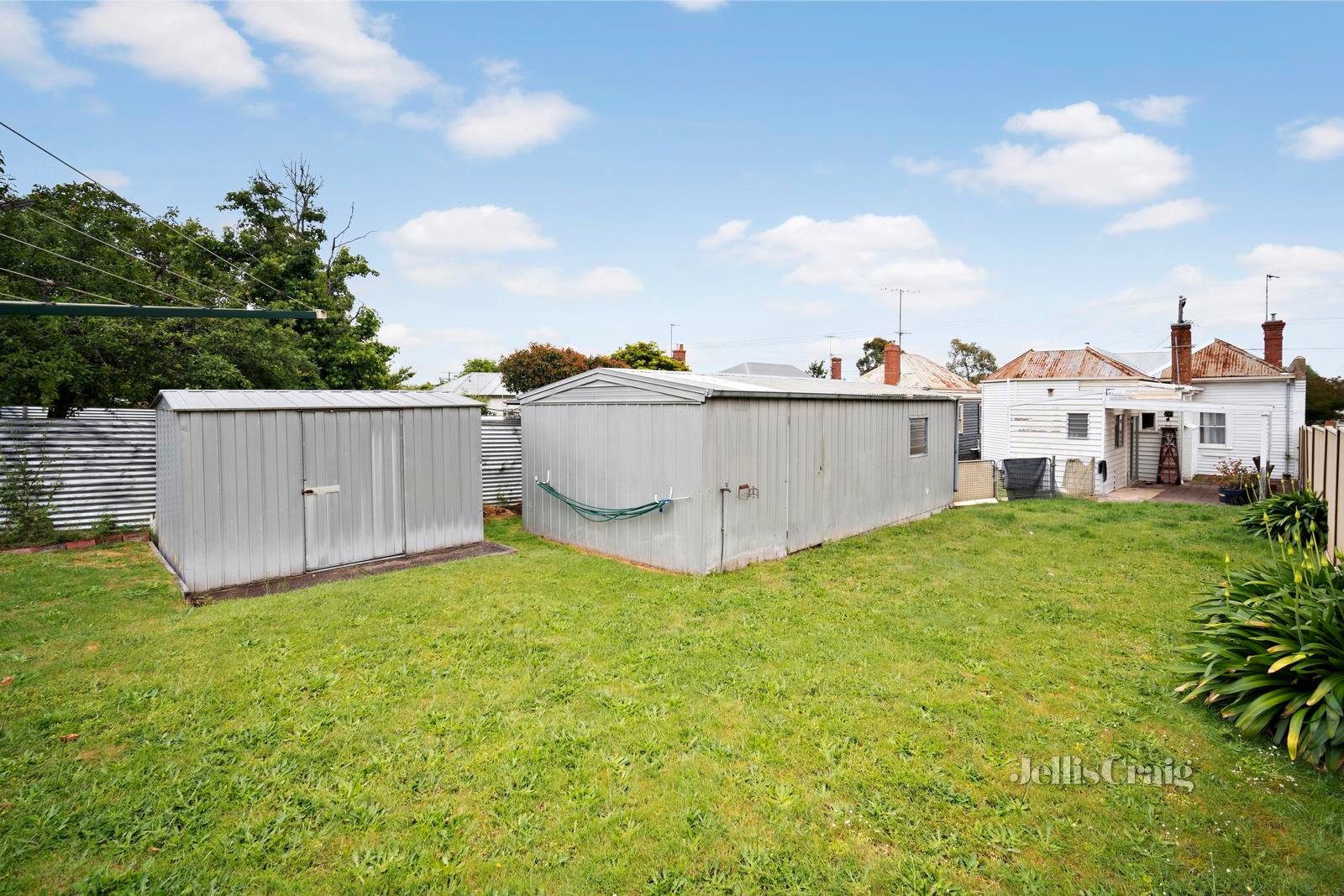 630 Doveton Street North, Soldiers Hill image 9