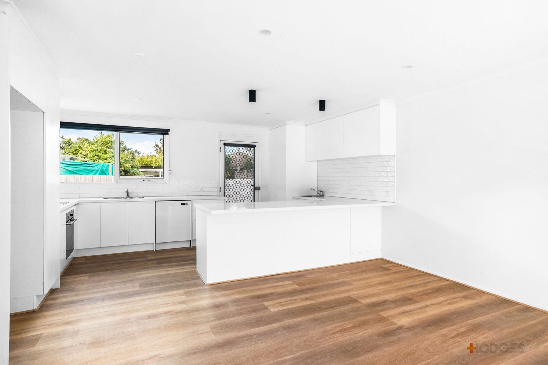 6 / 30 Farm Road CHELTENHAM