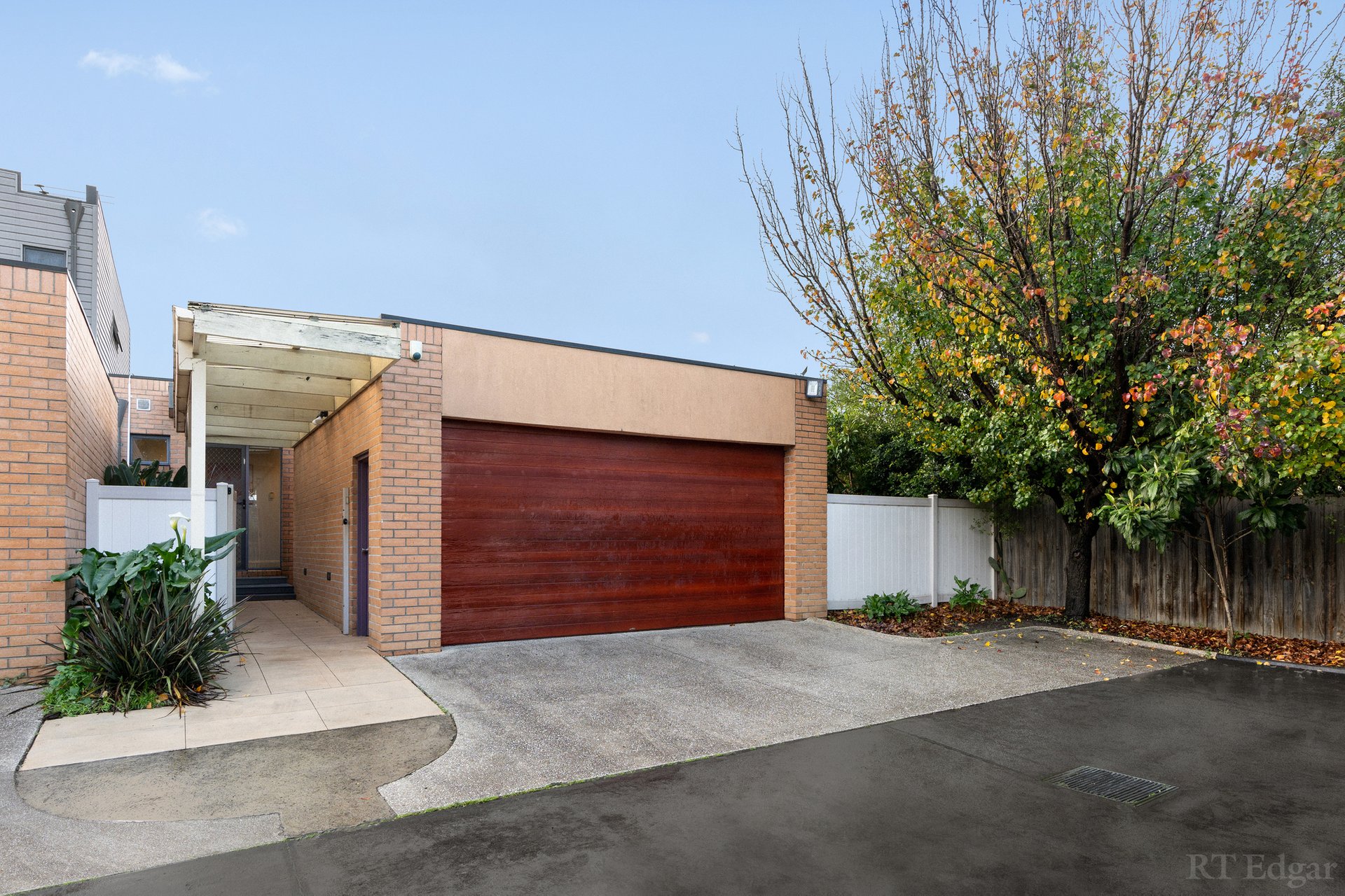 Property Gallery Thumbnail 12