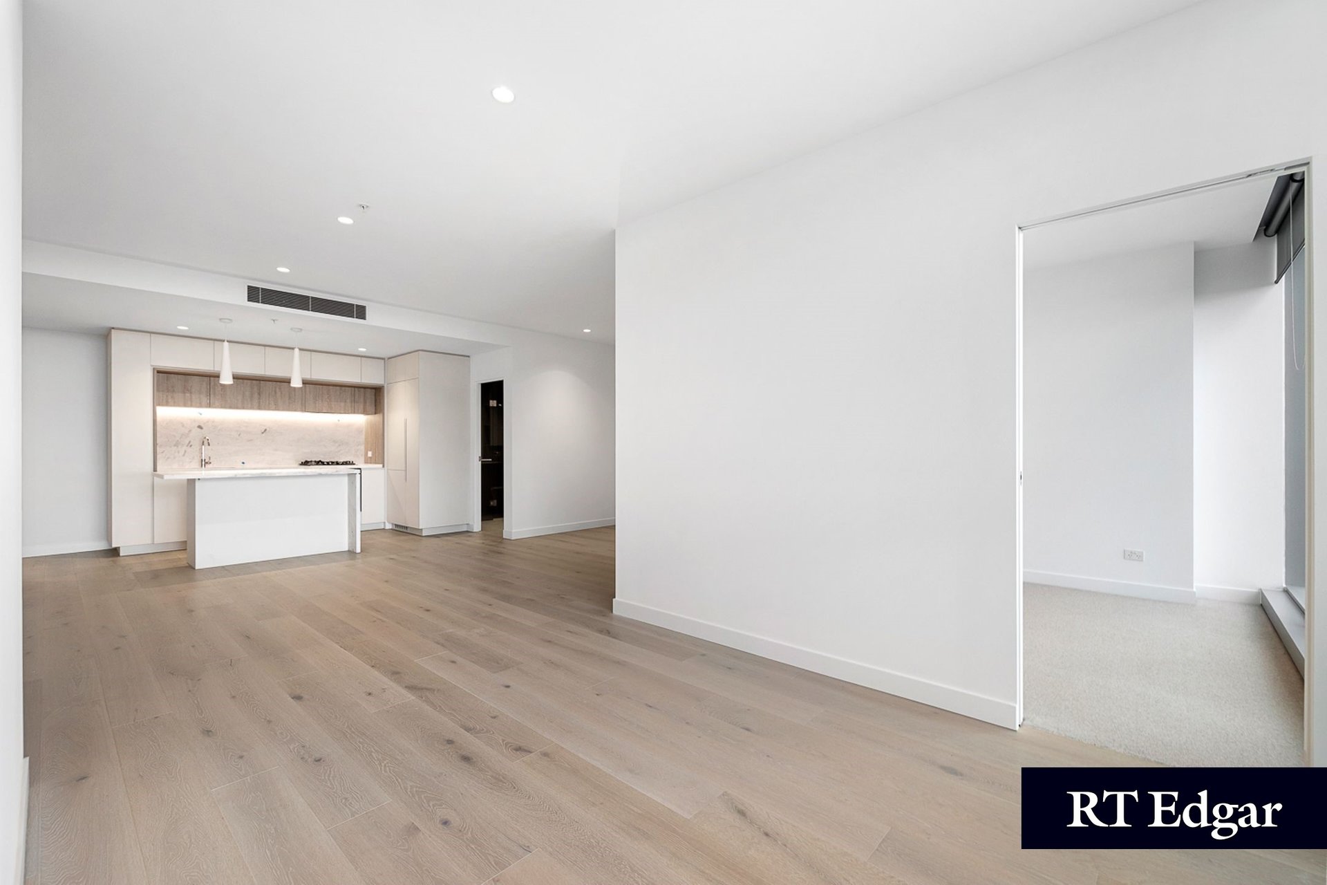 Property Gallery - Main Image