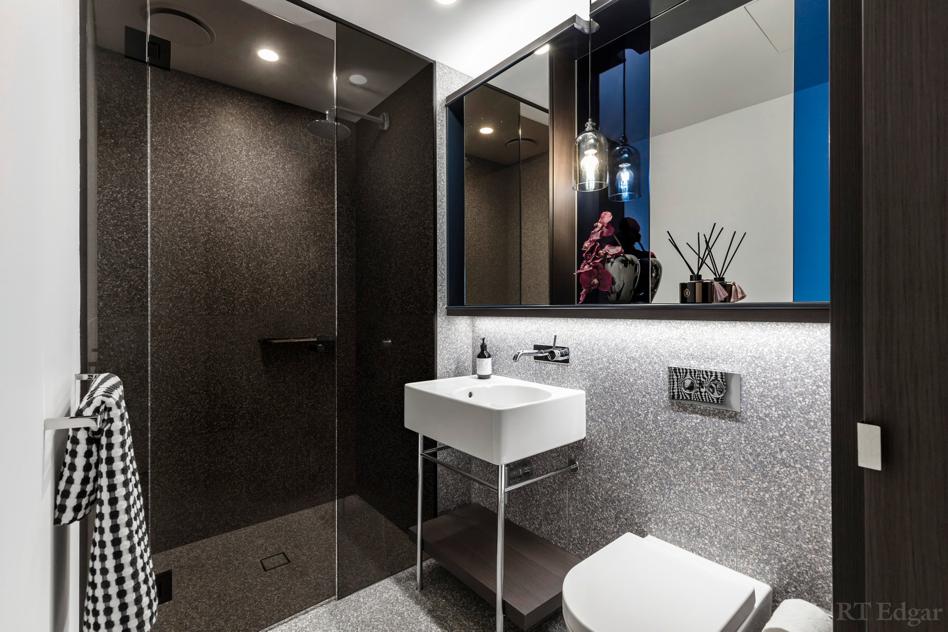 Property Gallery Thumbnail 7