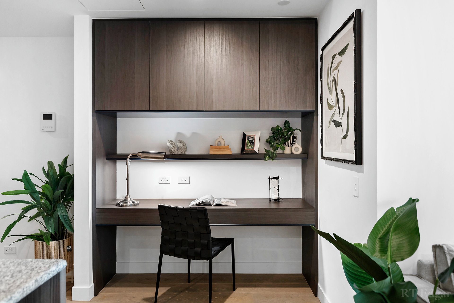 Property Gallery Thumbnail 11
