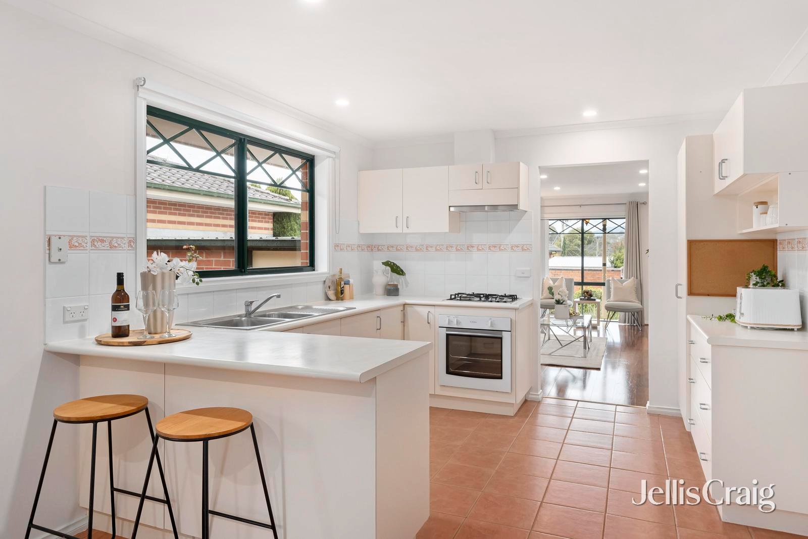 6/307 Canterbury Road, Ringwood image 3