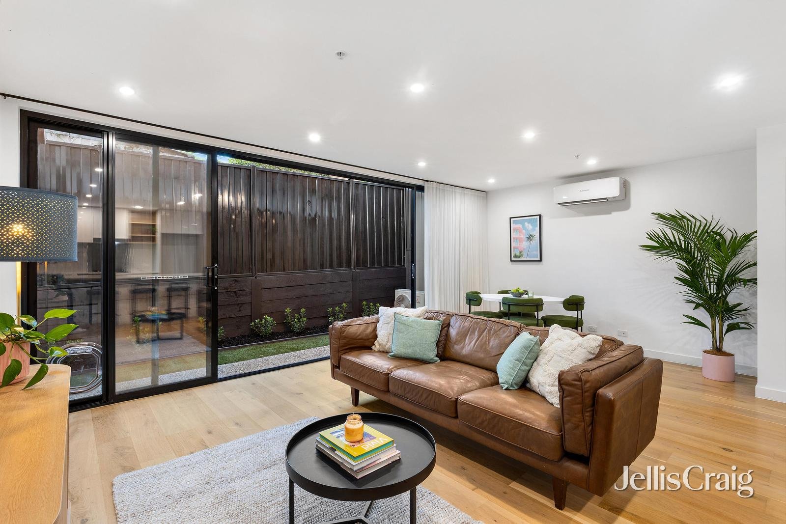 6/31 Pryor Street, Eltham image 2