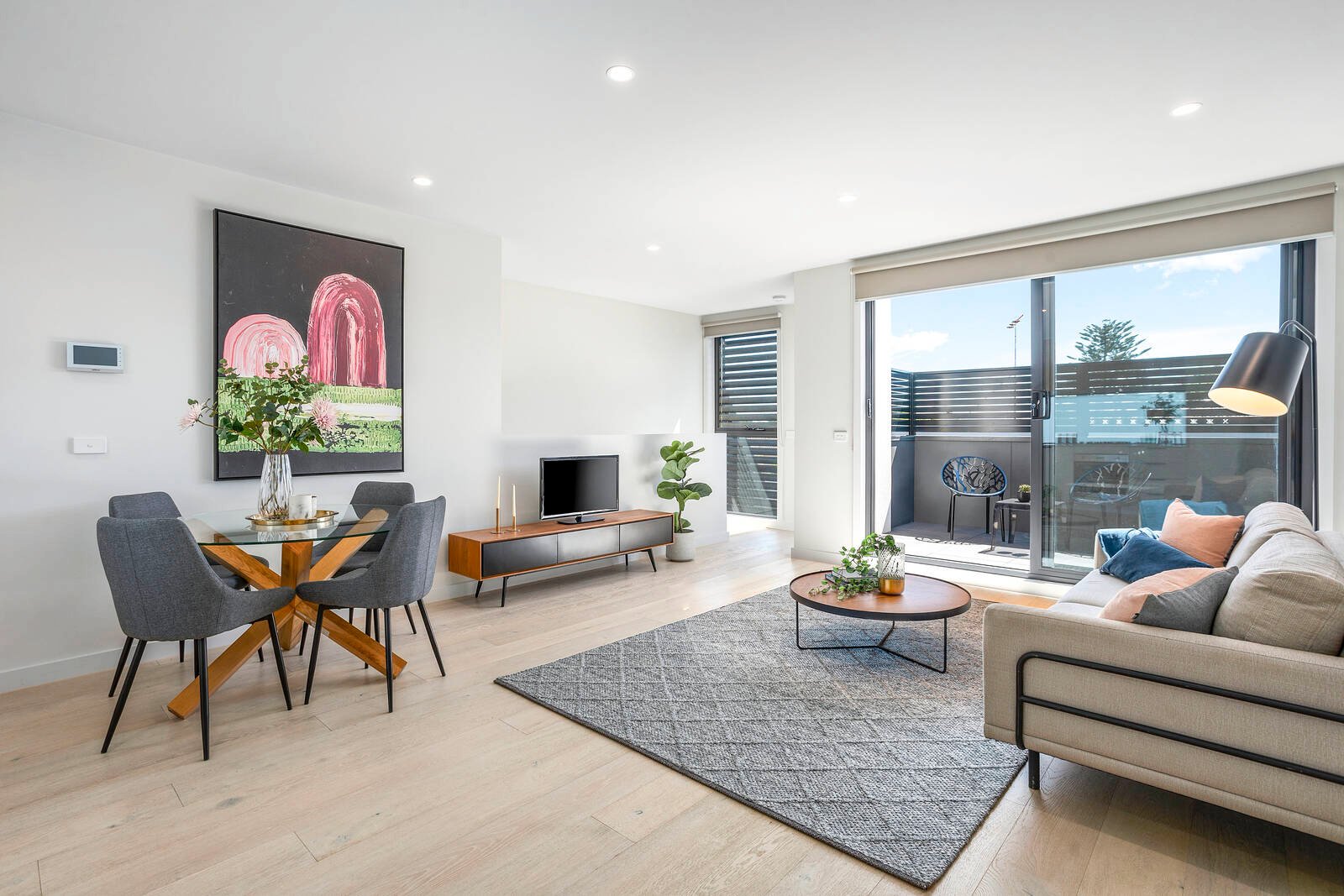 Property Gallery - Main Image