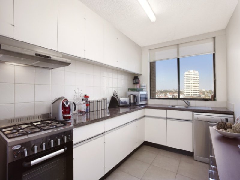 63/195 Beaconsfield Parade, Middle Park image 3