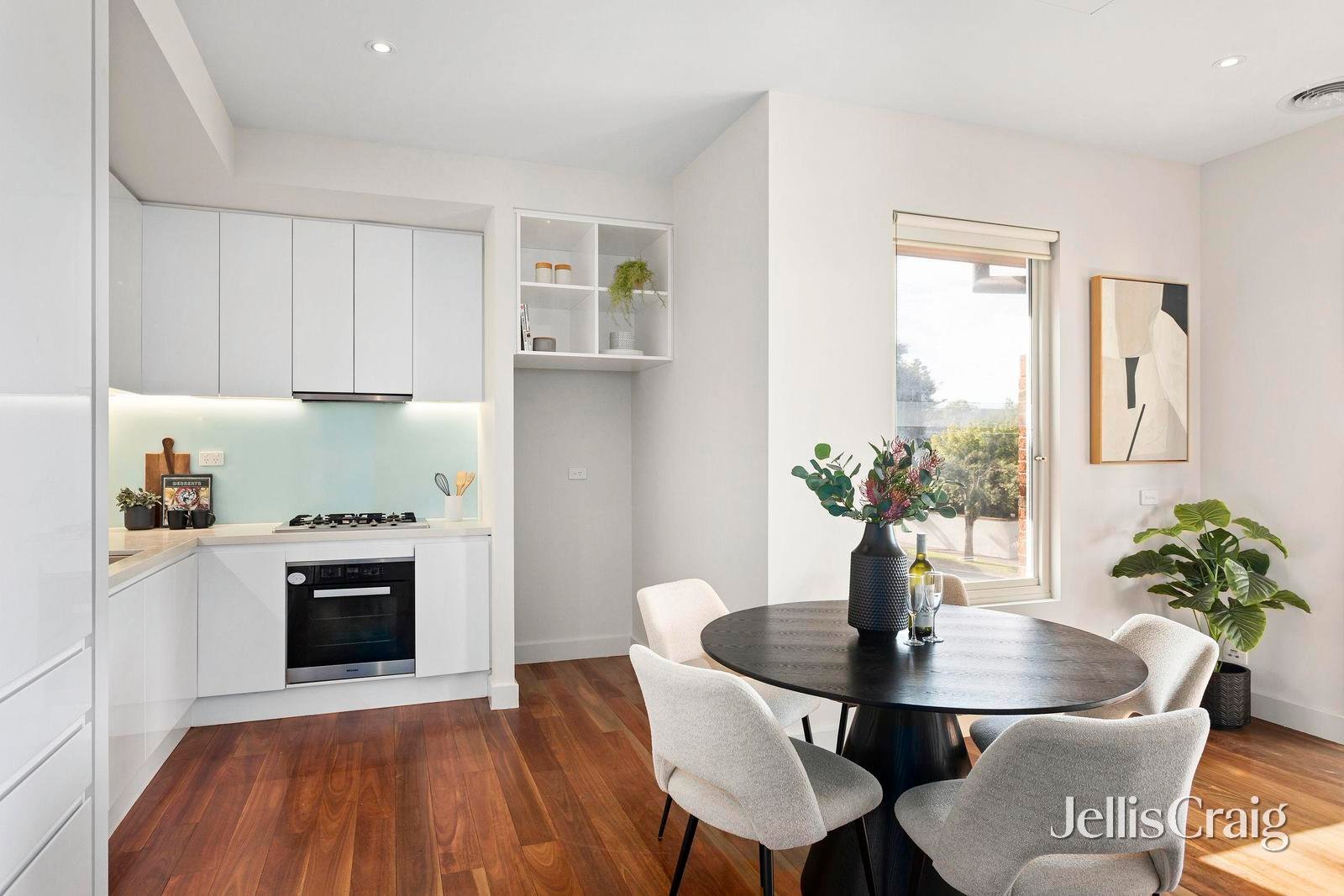 6/32 Bay Street, Brighton image 2