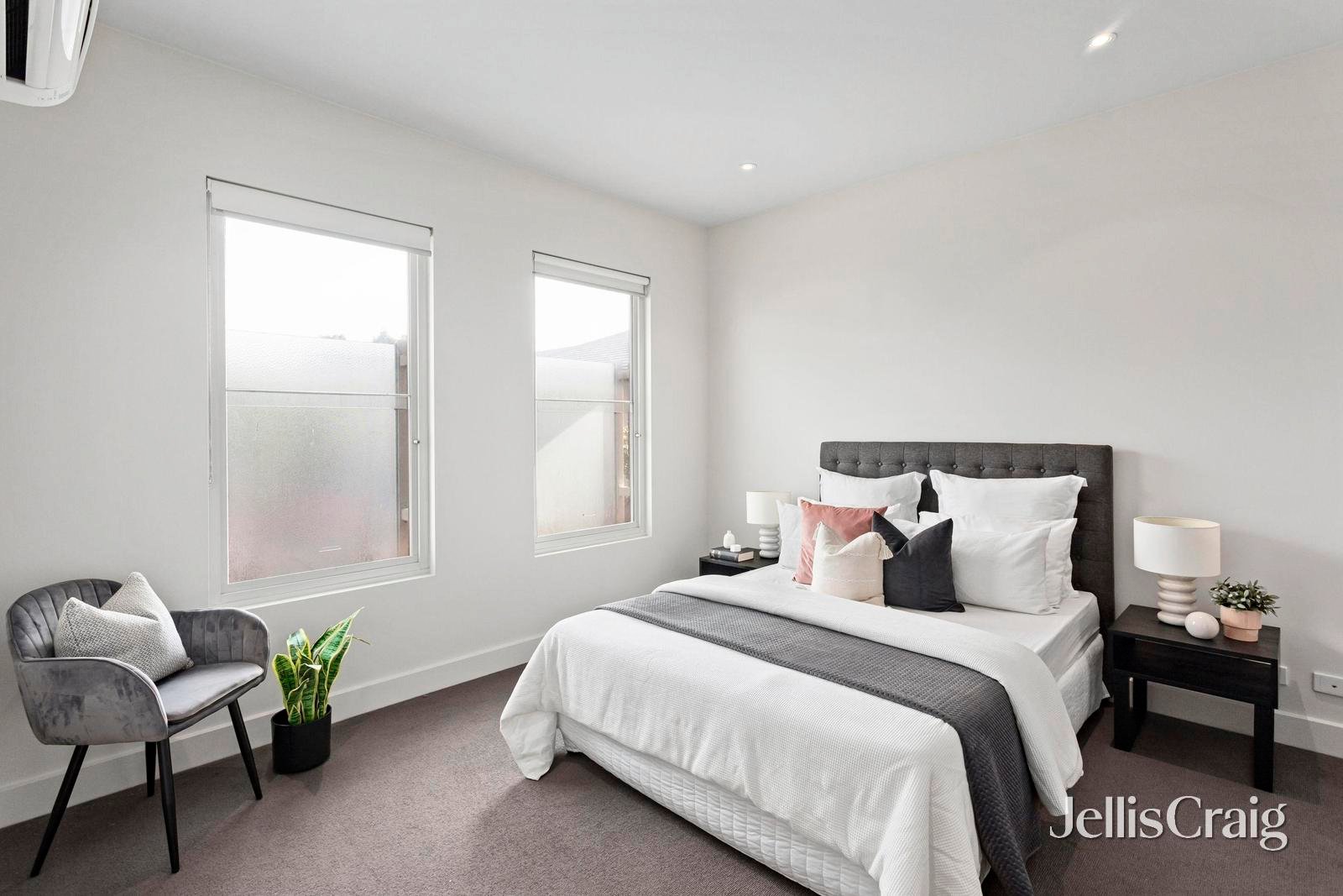 6/32 Bay Street, Brighton image 4