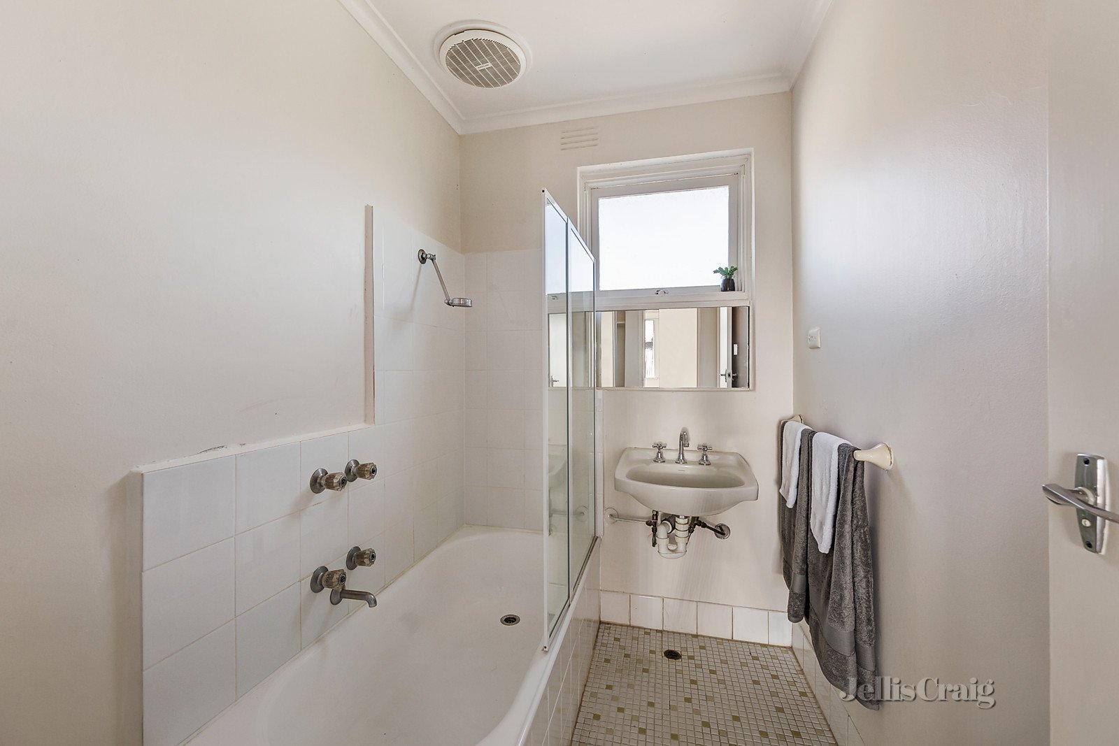 6/32 Johnson Street, Hawthorn image 5