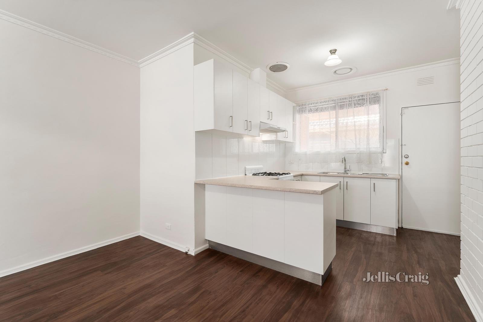 6/327 High Street, Thomastown image 3