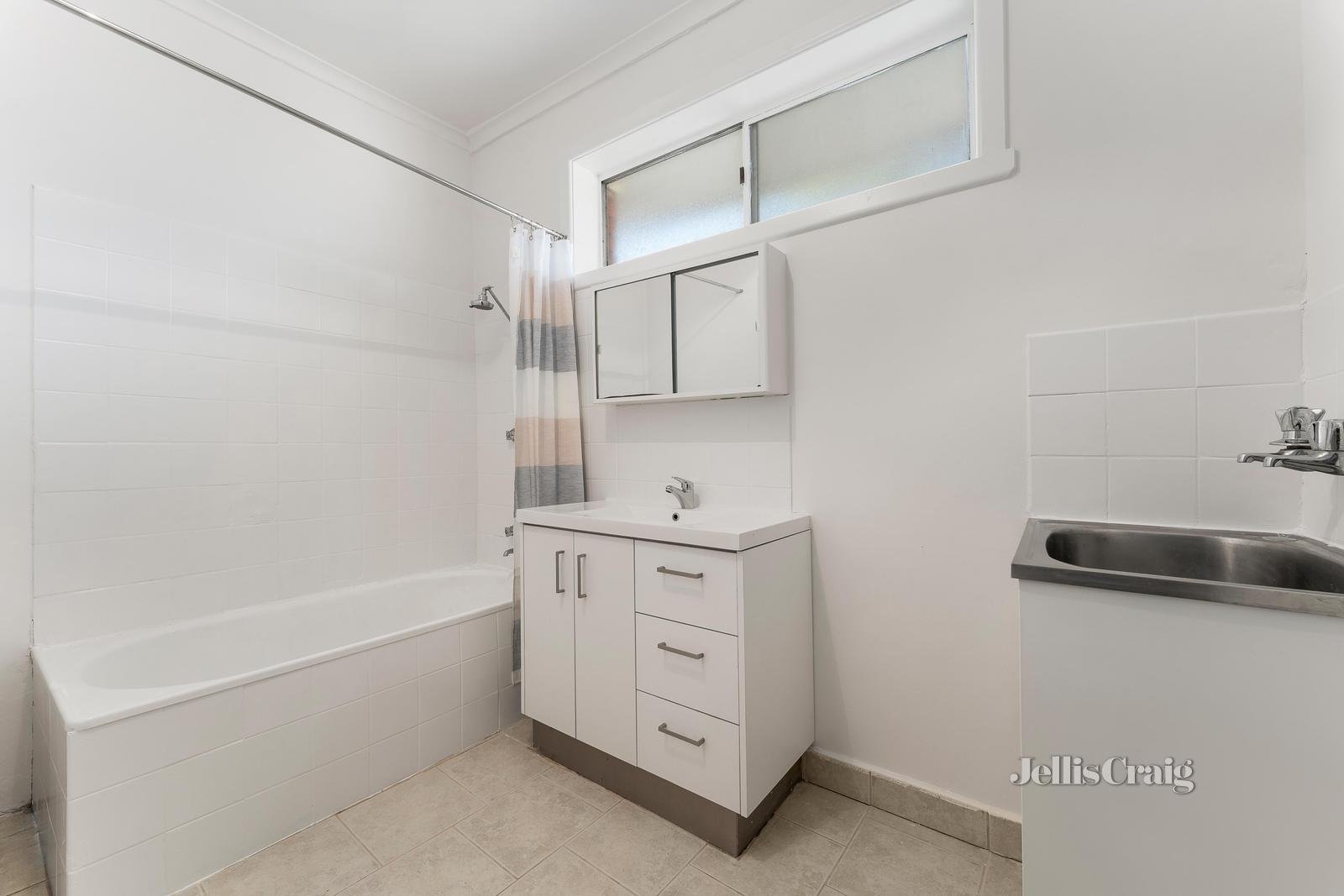 6/327 High Street, Thomastown image 7