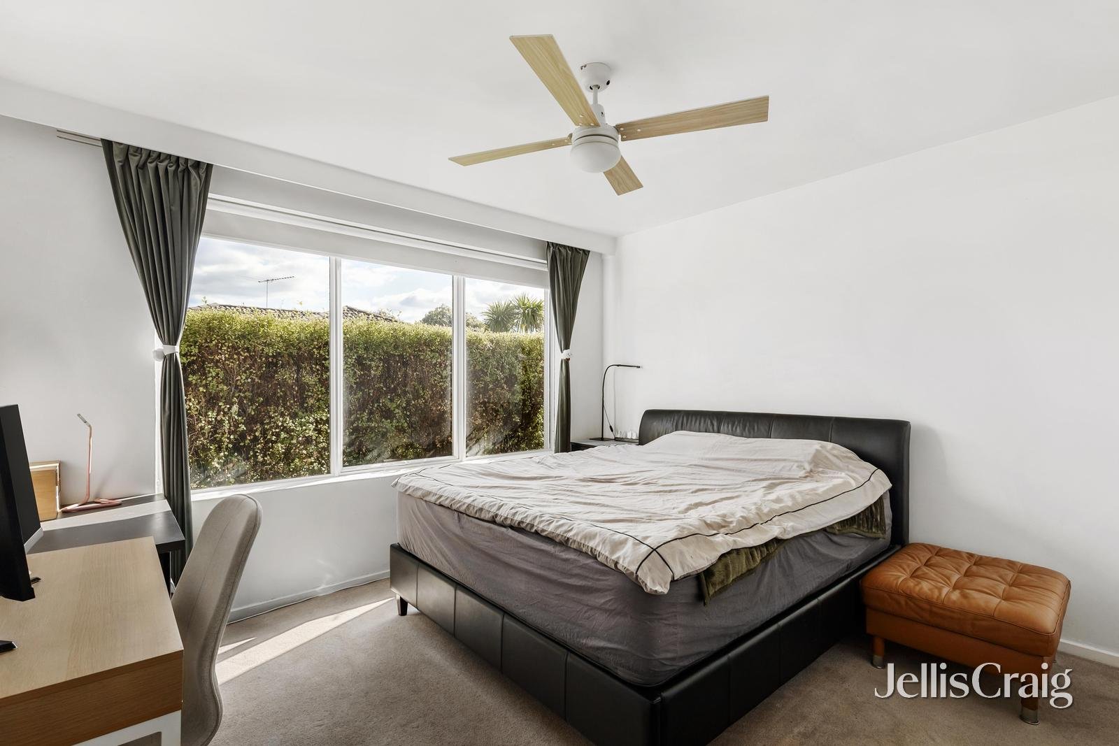 6/33 Coorigil Road, Carnegie image 4