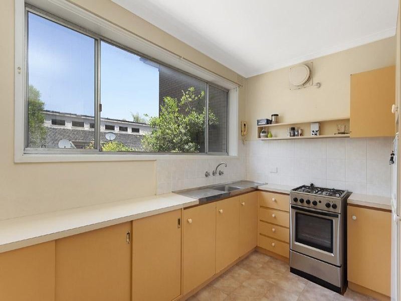 6/34 Rose Street, Box Hill image 3