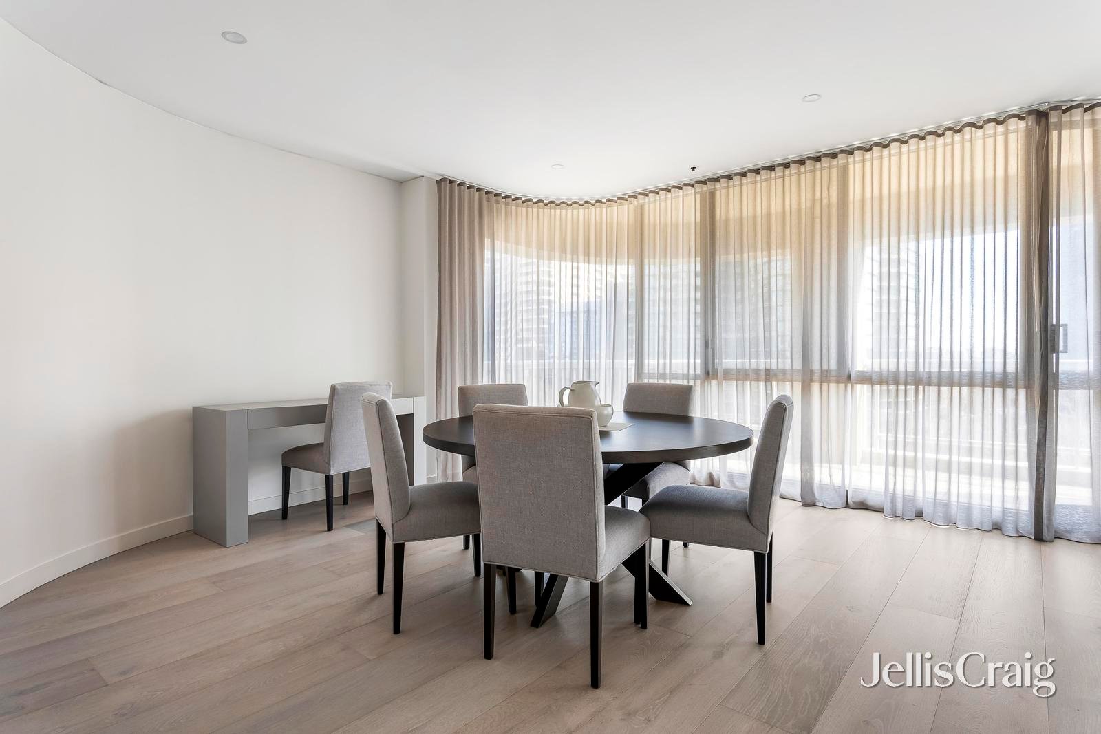 63/461 St Kilda Road, Melbourne image 5