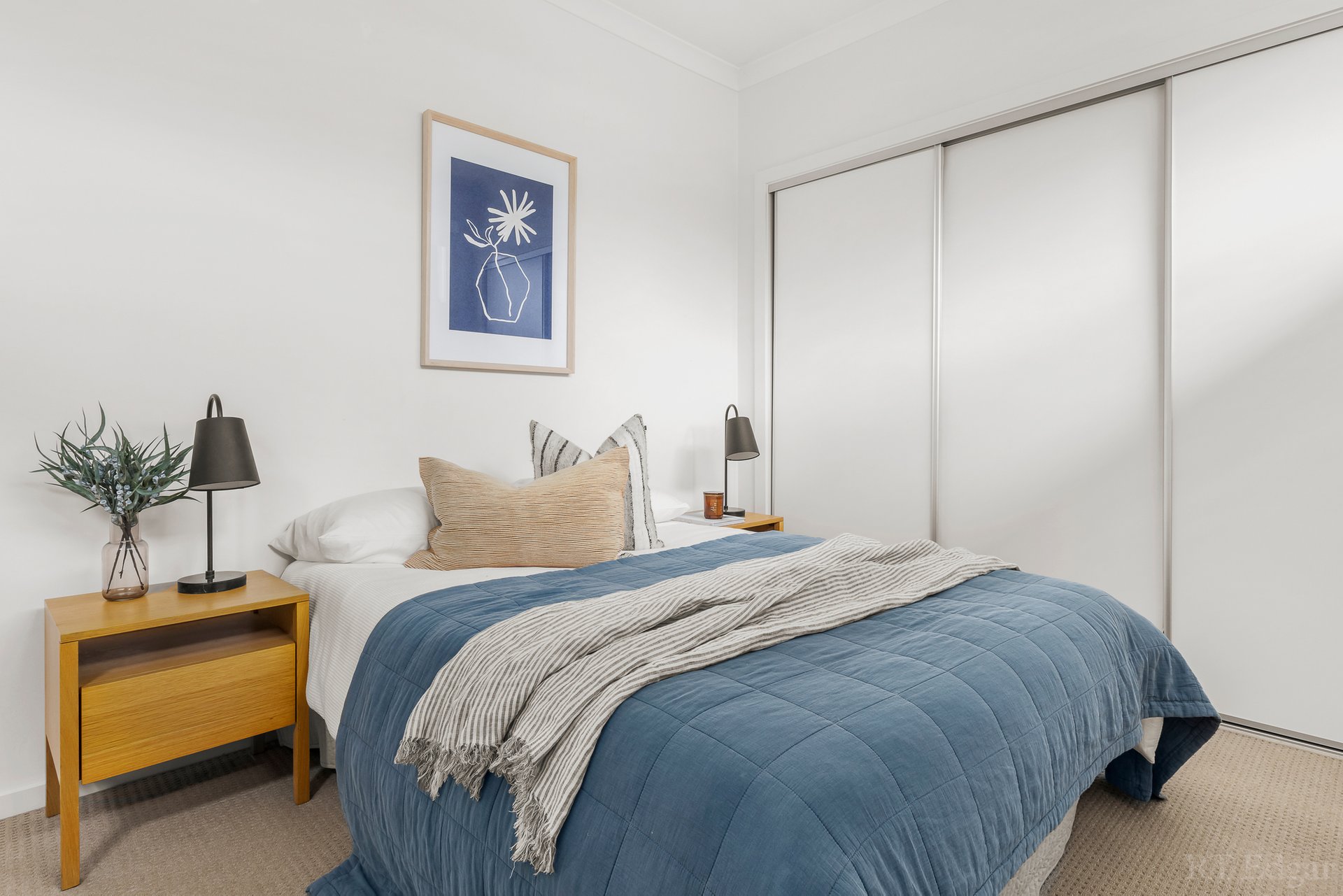 Property Gallery Thumbnail 9