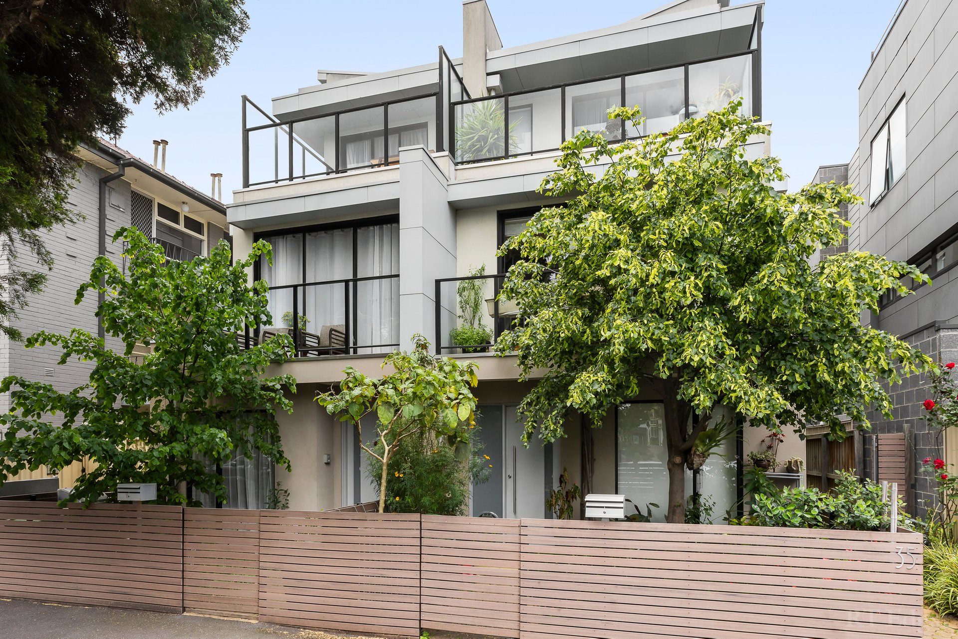 Property Gallery Thumbnail 10