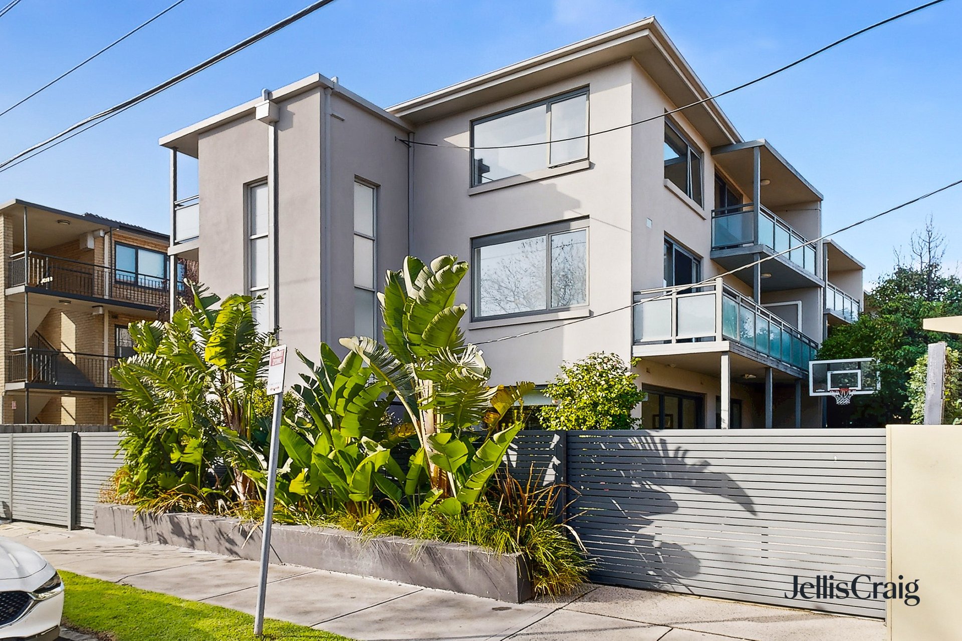 6/35 Pine Avenue, Elwood image 15
