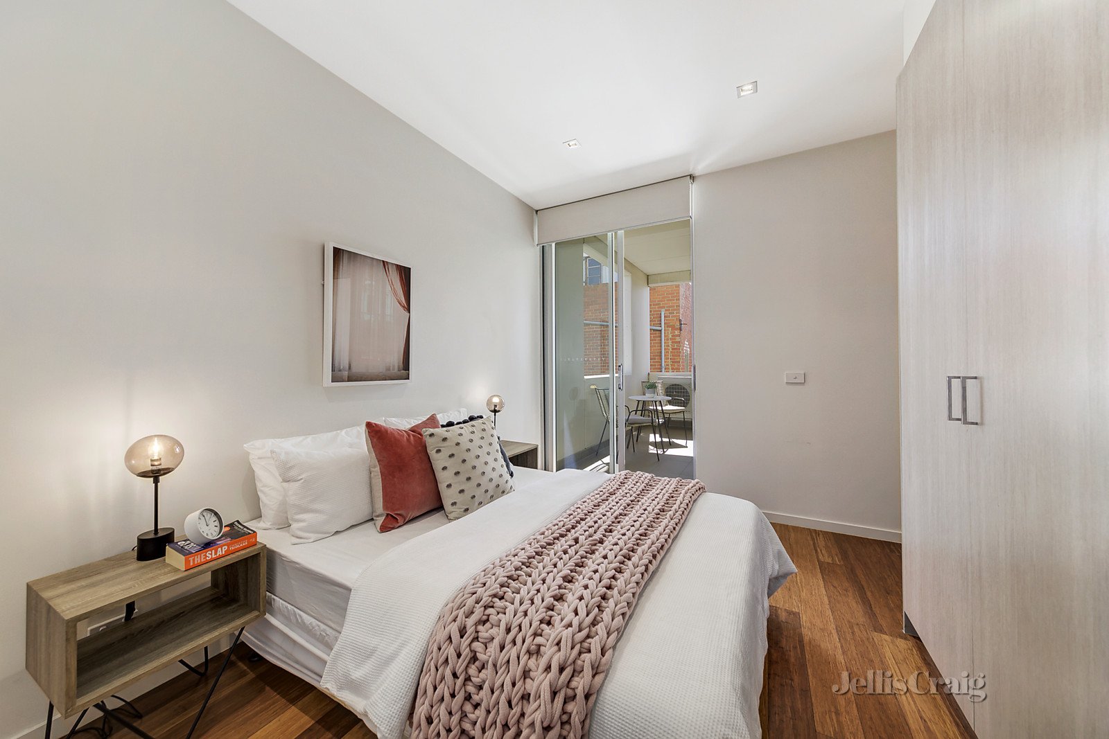 6/35 Willis Street, Hampton image 4