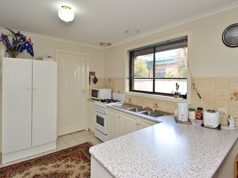 6/352 Anakie Road, Norlane image 3