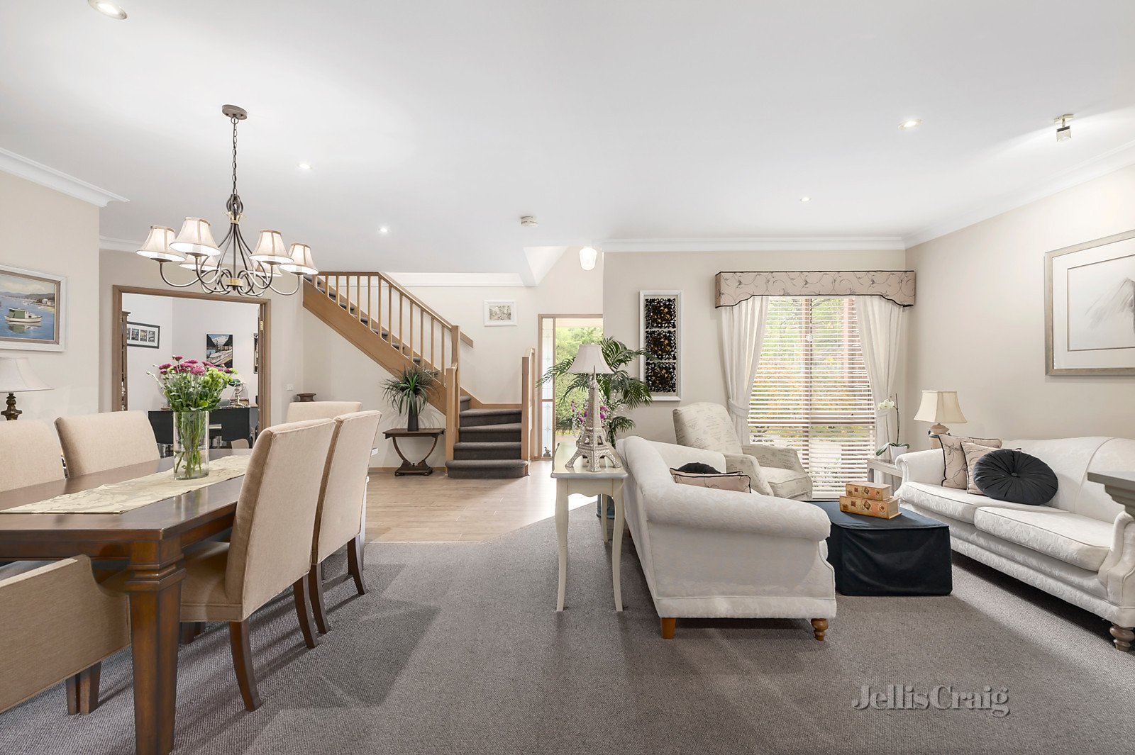 6/36 Glen Valley Road, Forest Hill image 2
