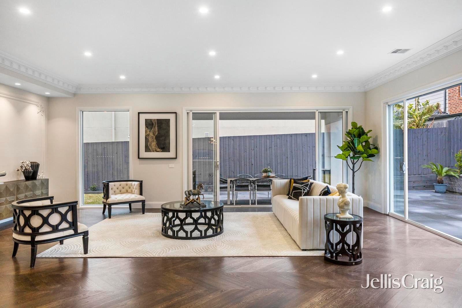 636 Highbury Road, Glen Waverley image 6