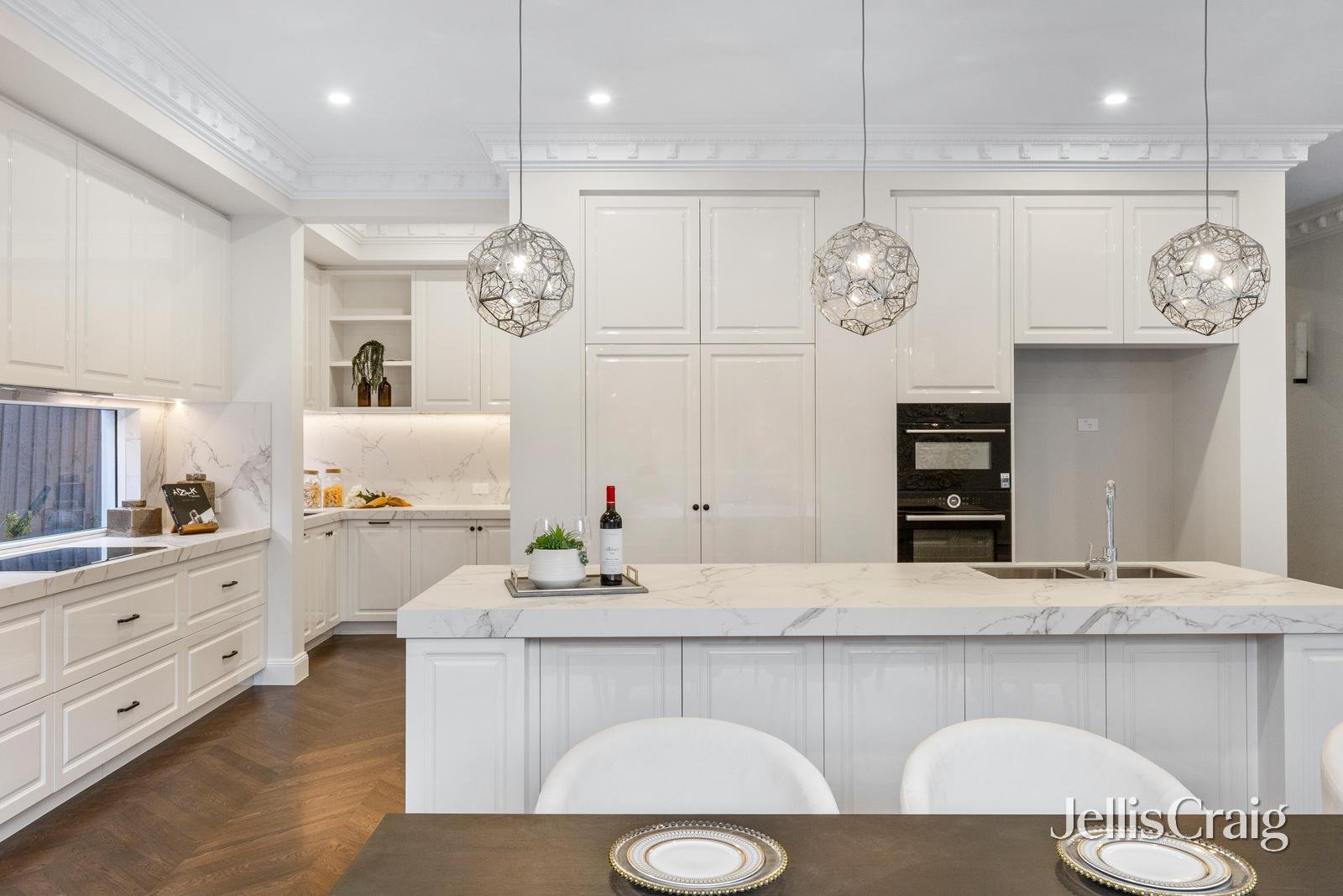 636 Highbury Road, Glen Waverley image 7