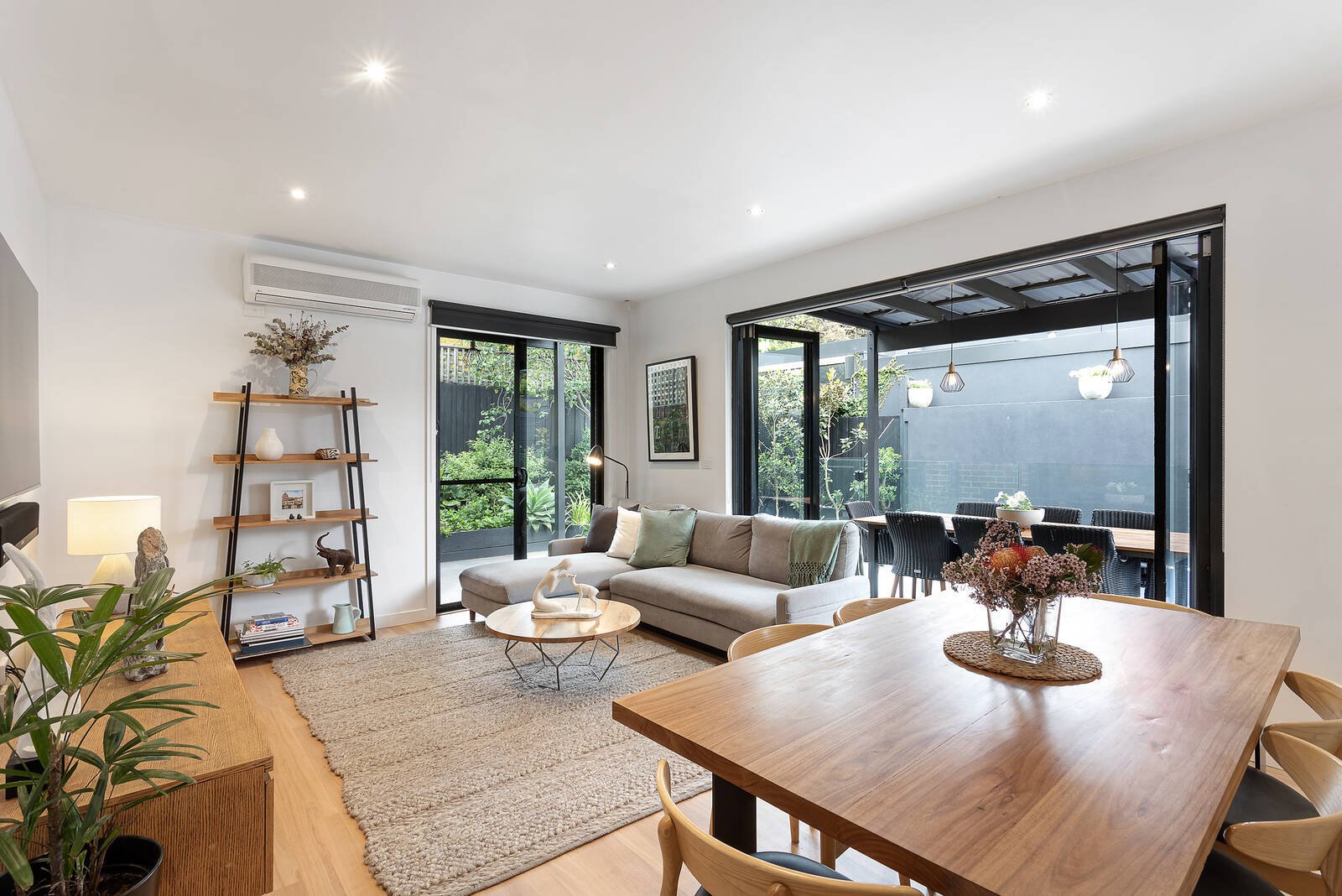 Property Gallery Thumbnail 5