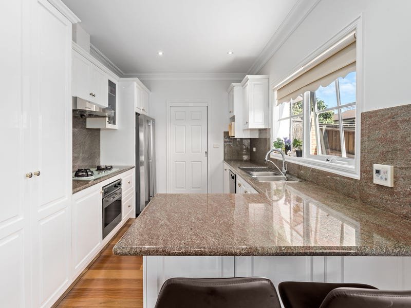 Property Gallery Thumbnail 3