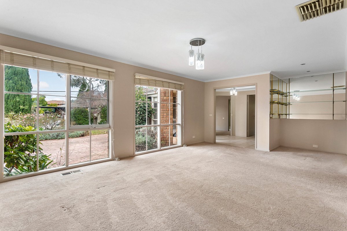 637 Highbury Road, Burwood East image 2